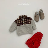 [aou studio] Check anorak