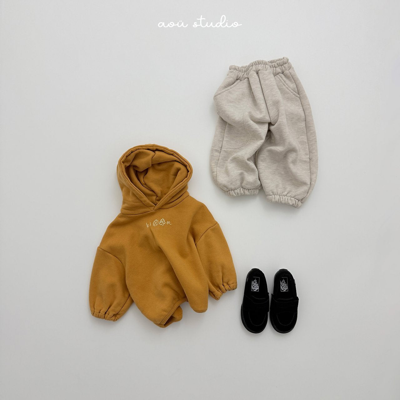 [aou studio] Bloom hoodie
