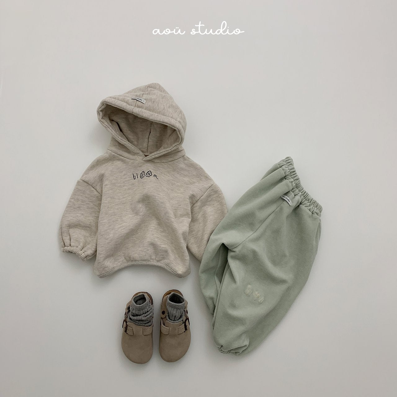 [aou studio] Bloom hoodie