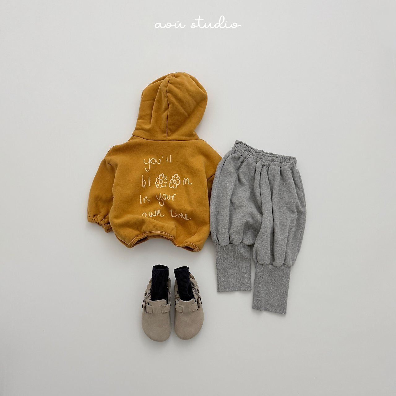 [aou studio] Bloom hoodie