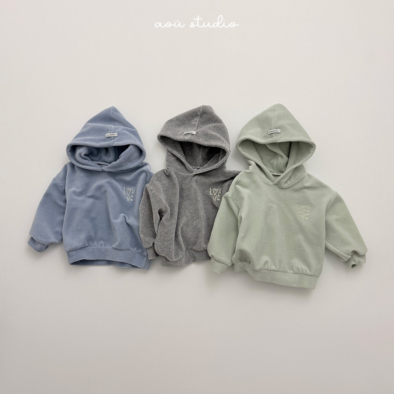 [aou studio] Beluga hoodie