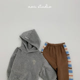 [aou studio] Beluga hoodie