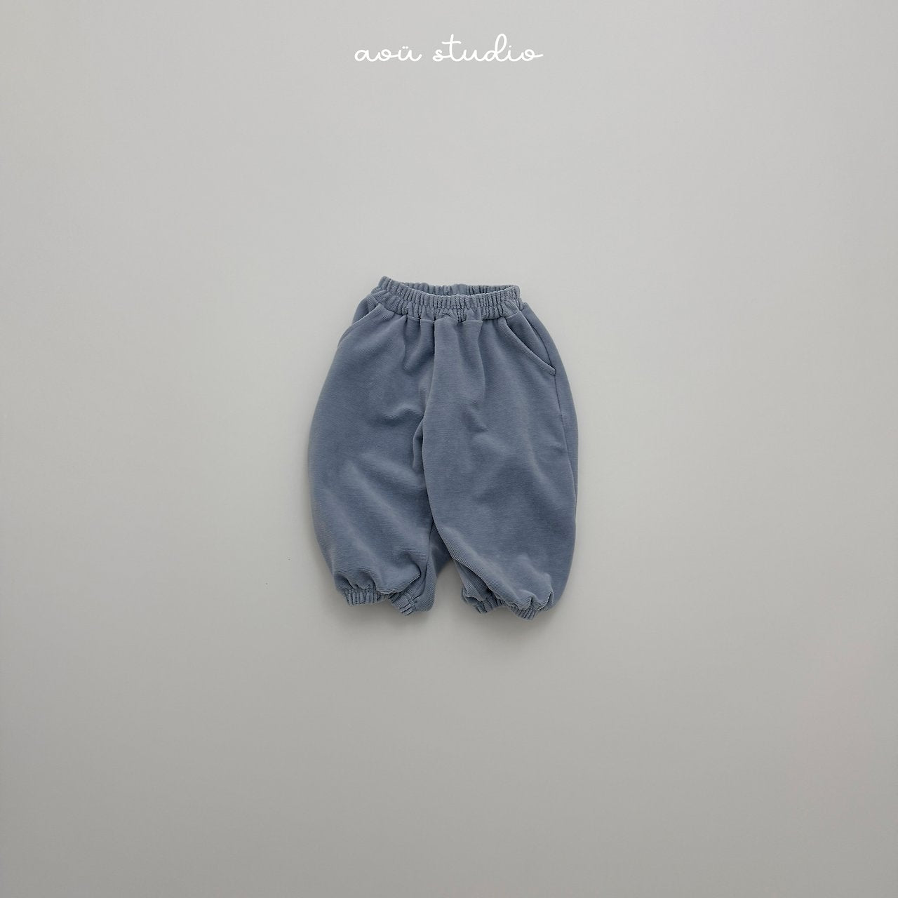 [aou studio] Beluga jogger pants