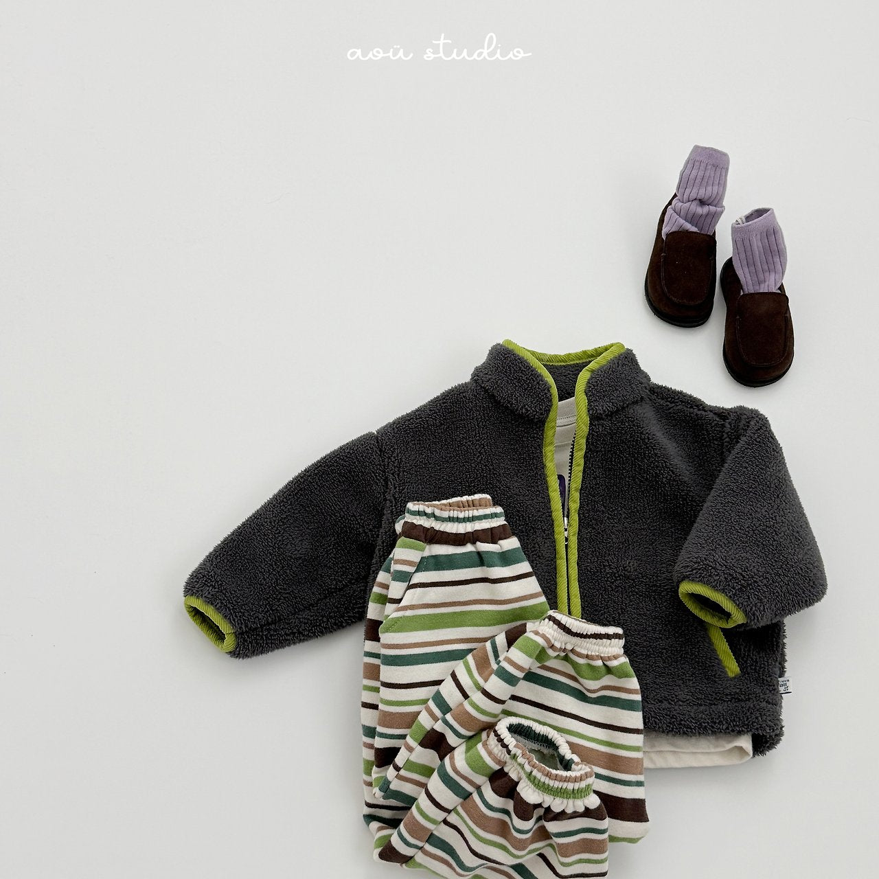 [aou studio] Mochi stripe jogger pants