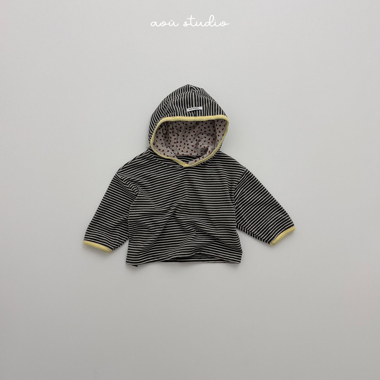 [aou studio] Strawberry hoodie