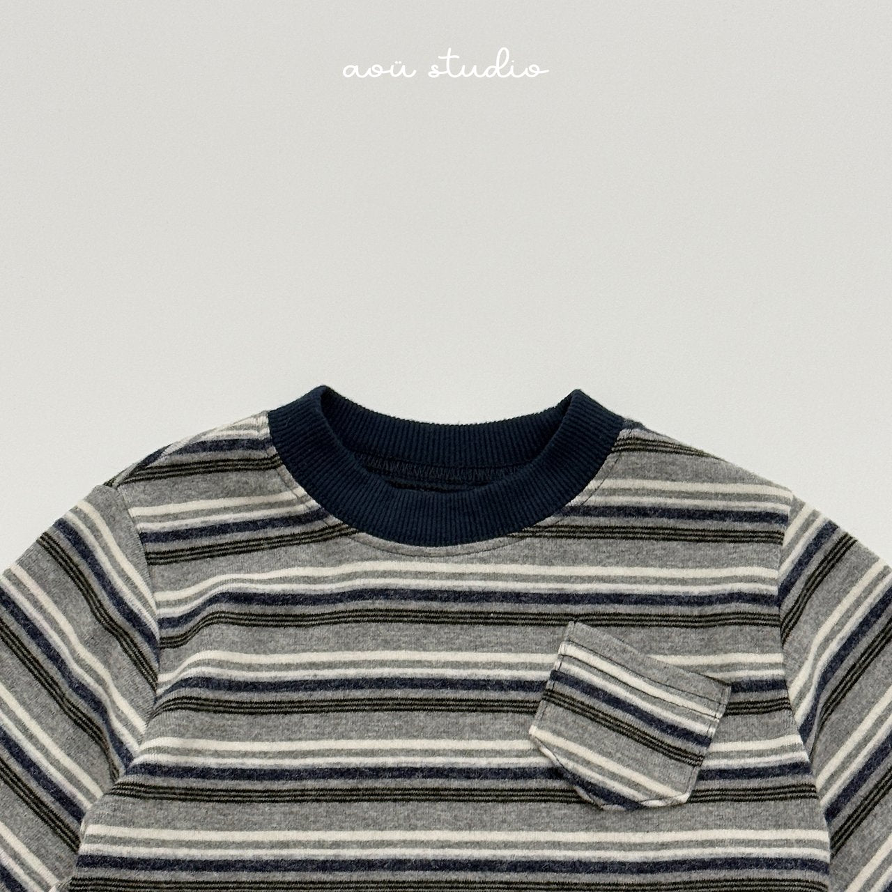 [aou studio] Noi pocket tee