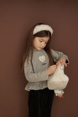 [momo ann] Milk heart frill tops