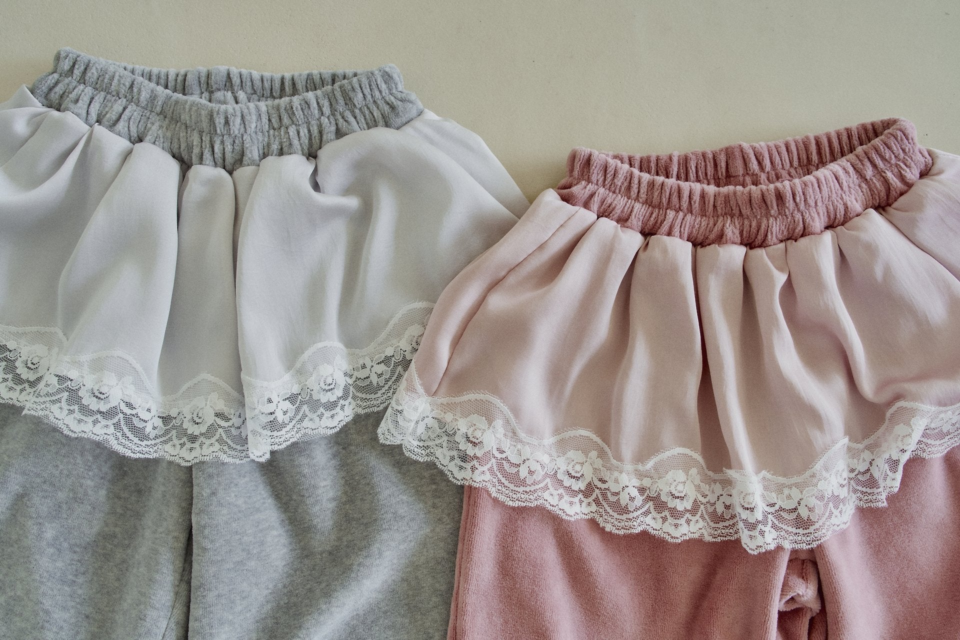 [momo ann] Satin tutu jogger pants(kids)