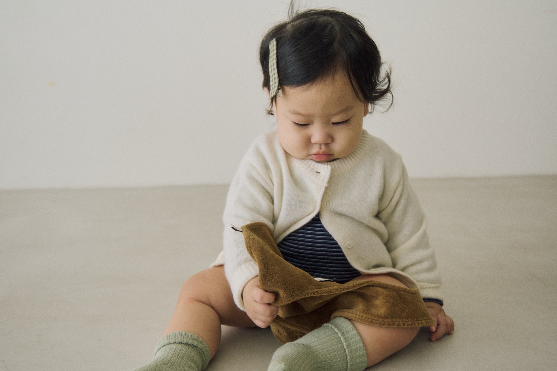 [soye] Cashmere Basic Bebe Cardigan