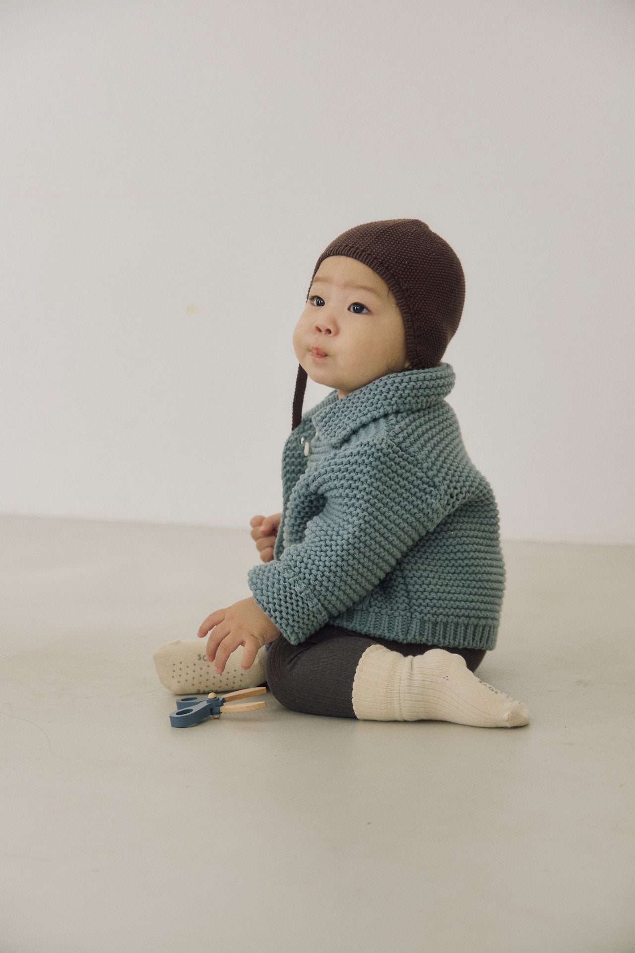 [soye] Shy Bebe Raglan Tee