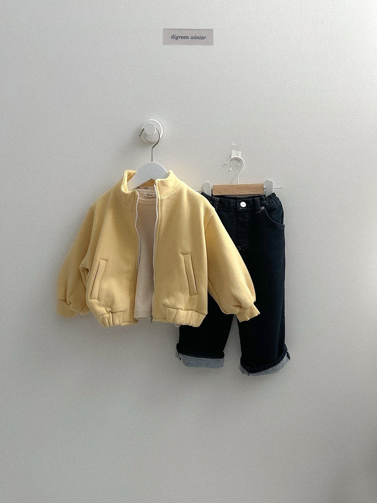 [digreen] Camel Zipup Jumper
