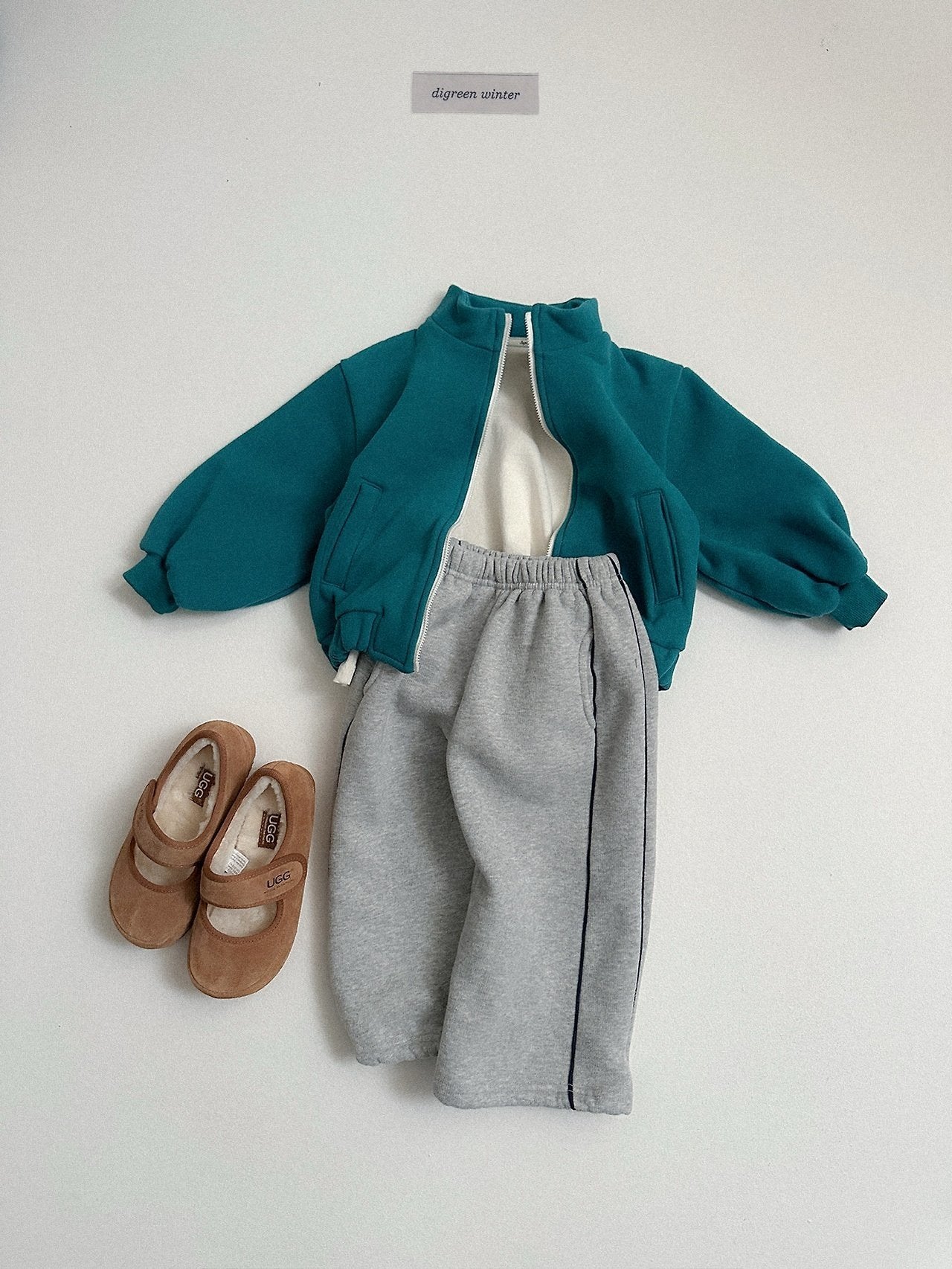 [digreen] Camel Zipup Jumper
