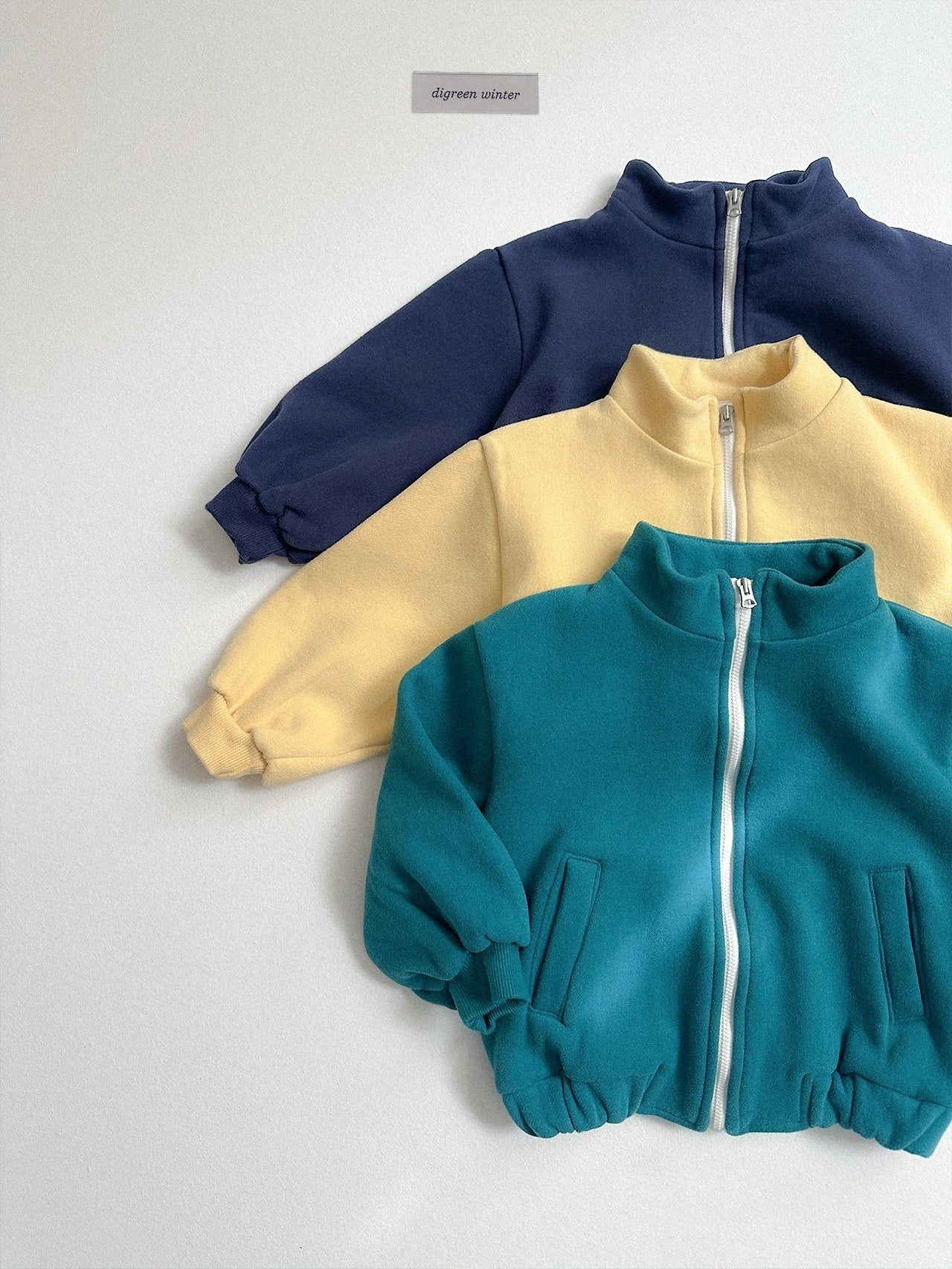 [digreen] Camel Zipup Jumper
