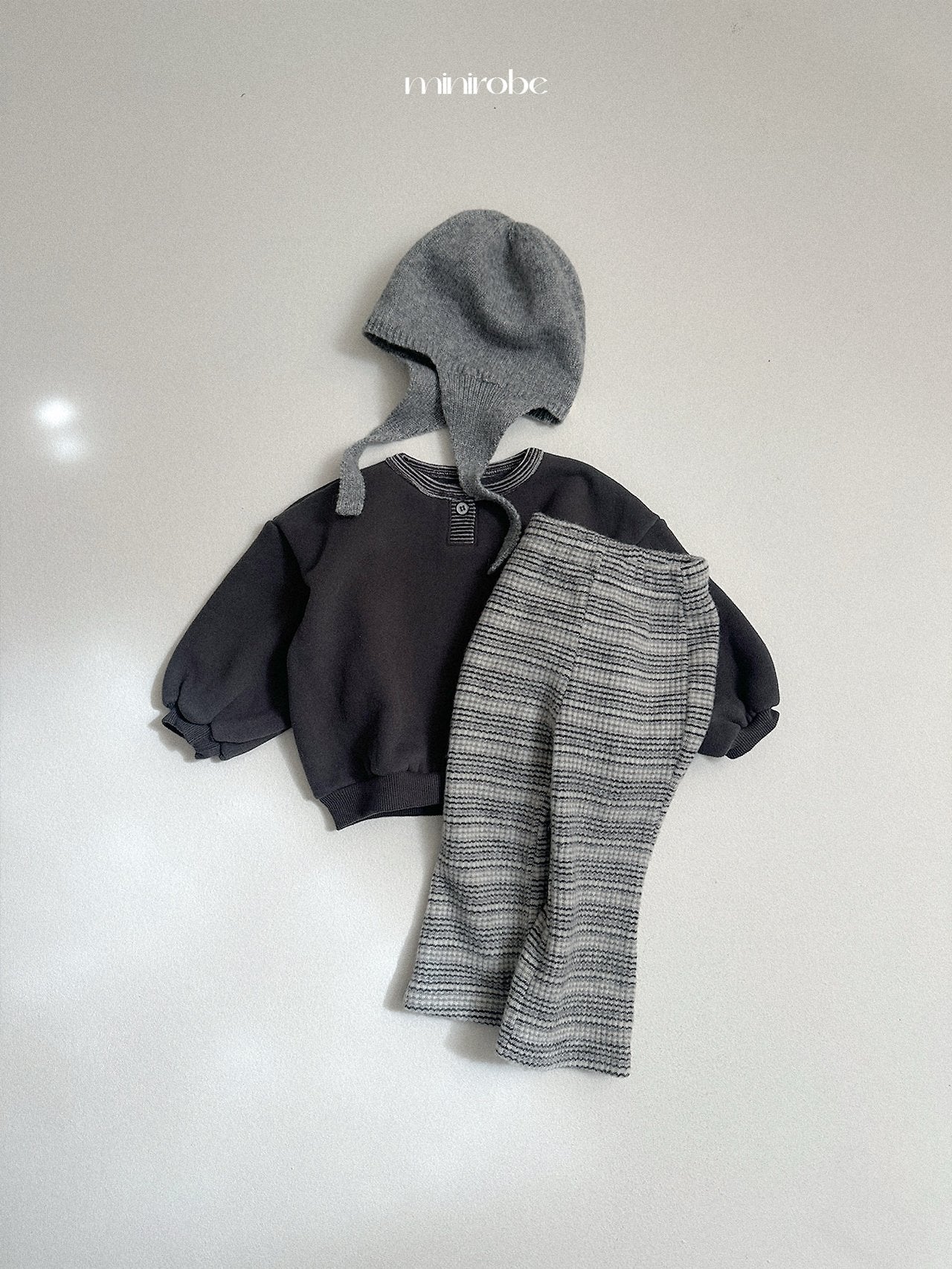 [minirobe] Earflap knit beanie
