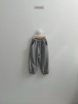 [digreen] Cherry ST Jogger Pants