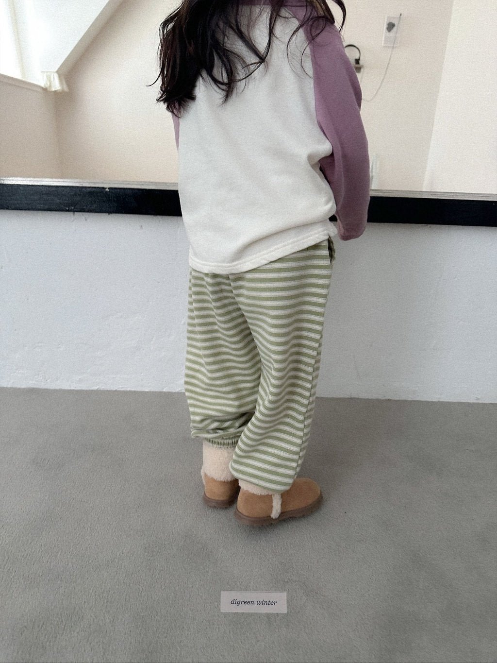 [digreen] Cherry ST Jogger Pants