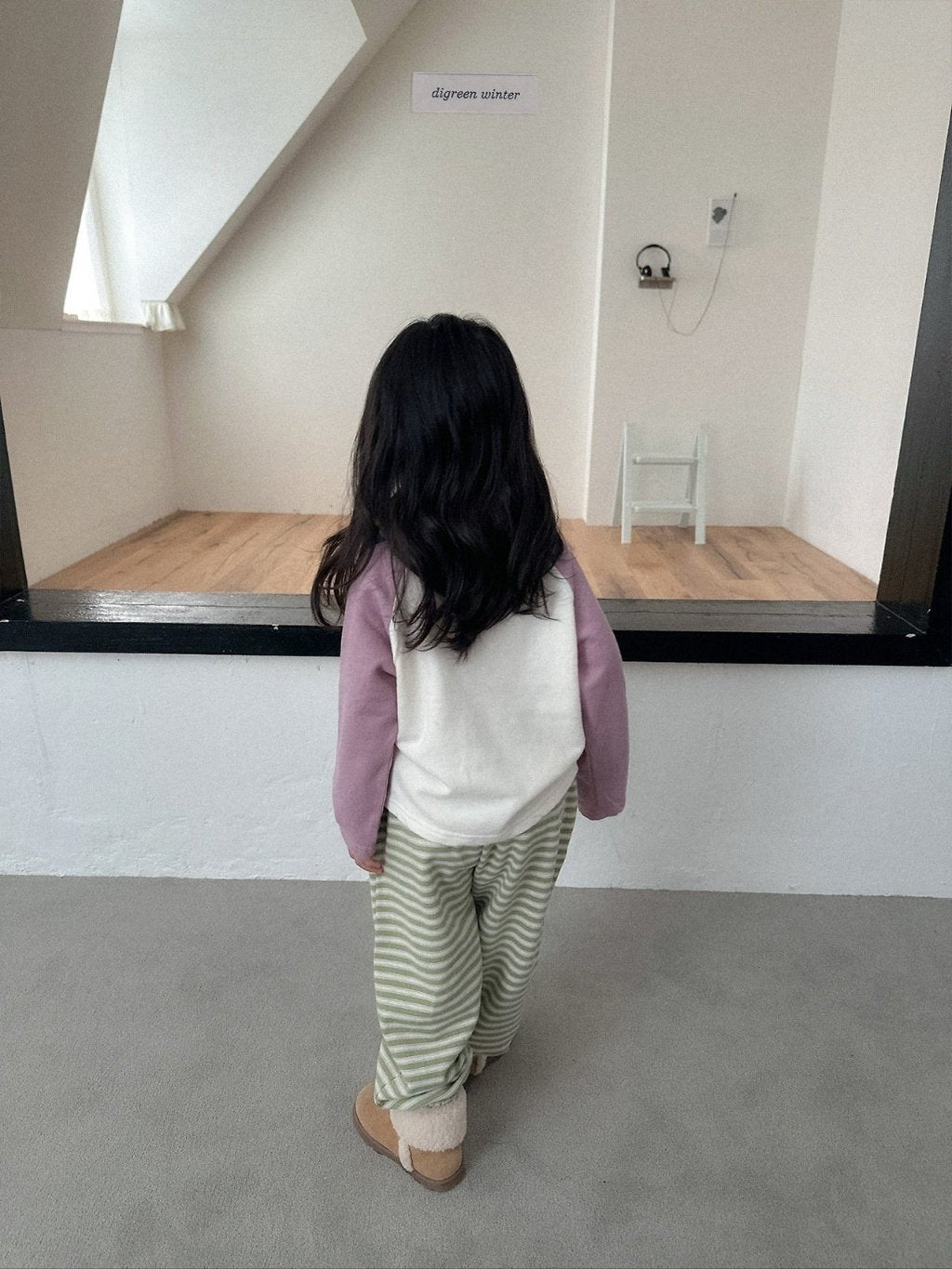 [digreen] Cherry ST Jogger Pants
