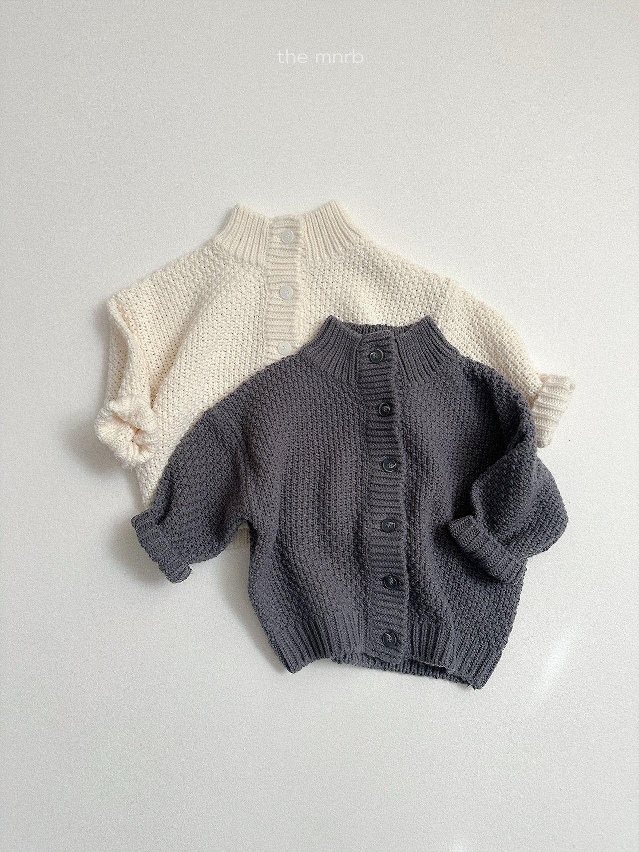 [minirobe] Waffle highneck cardigan
