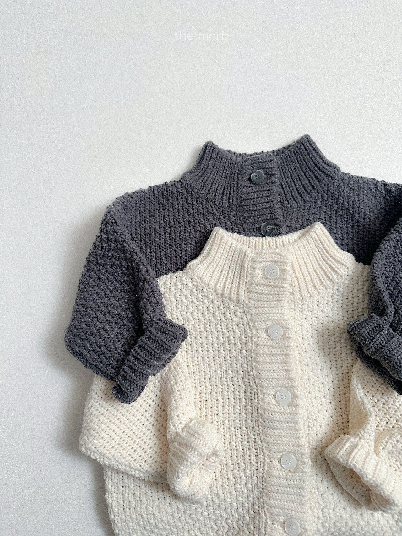 [minirobe] Waffle highneck cardigan