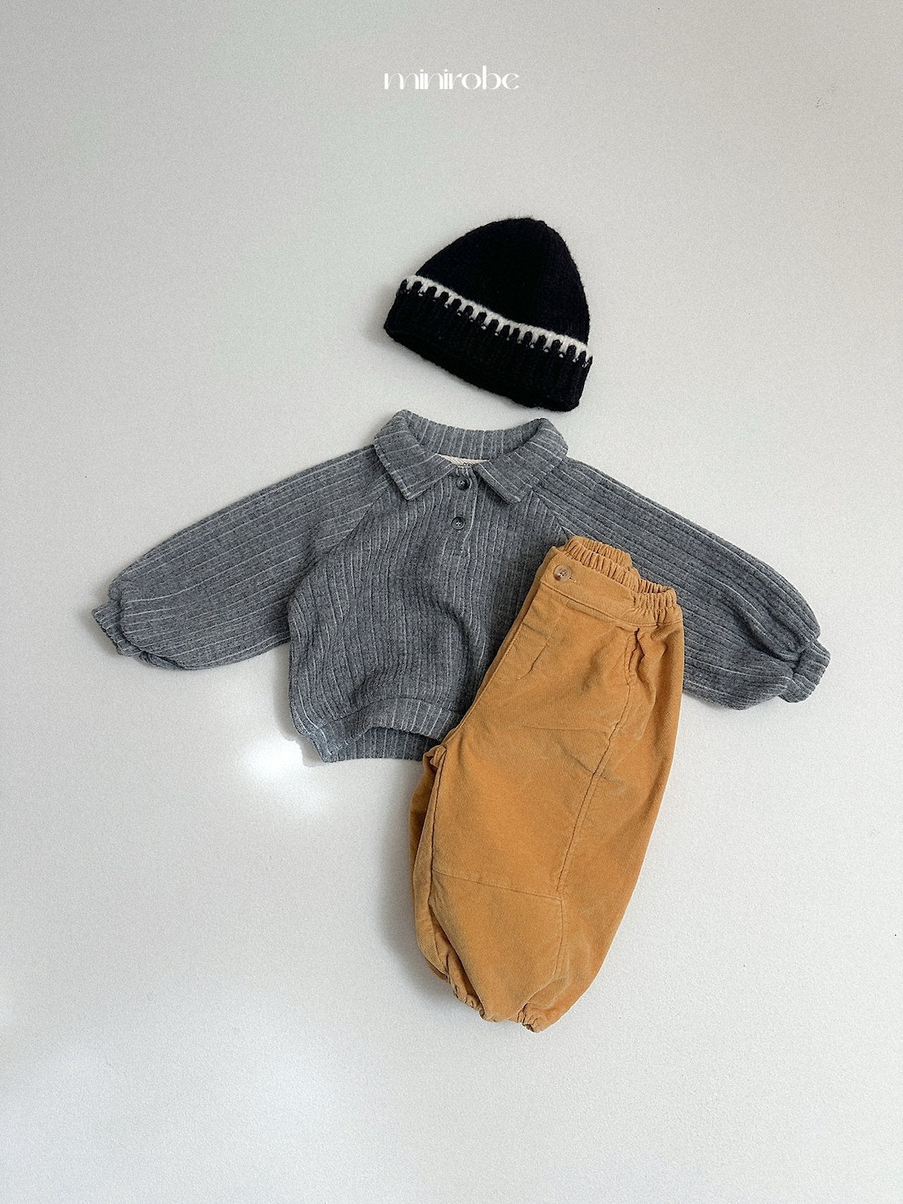 [minirobe] Boy collared sweatshirt