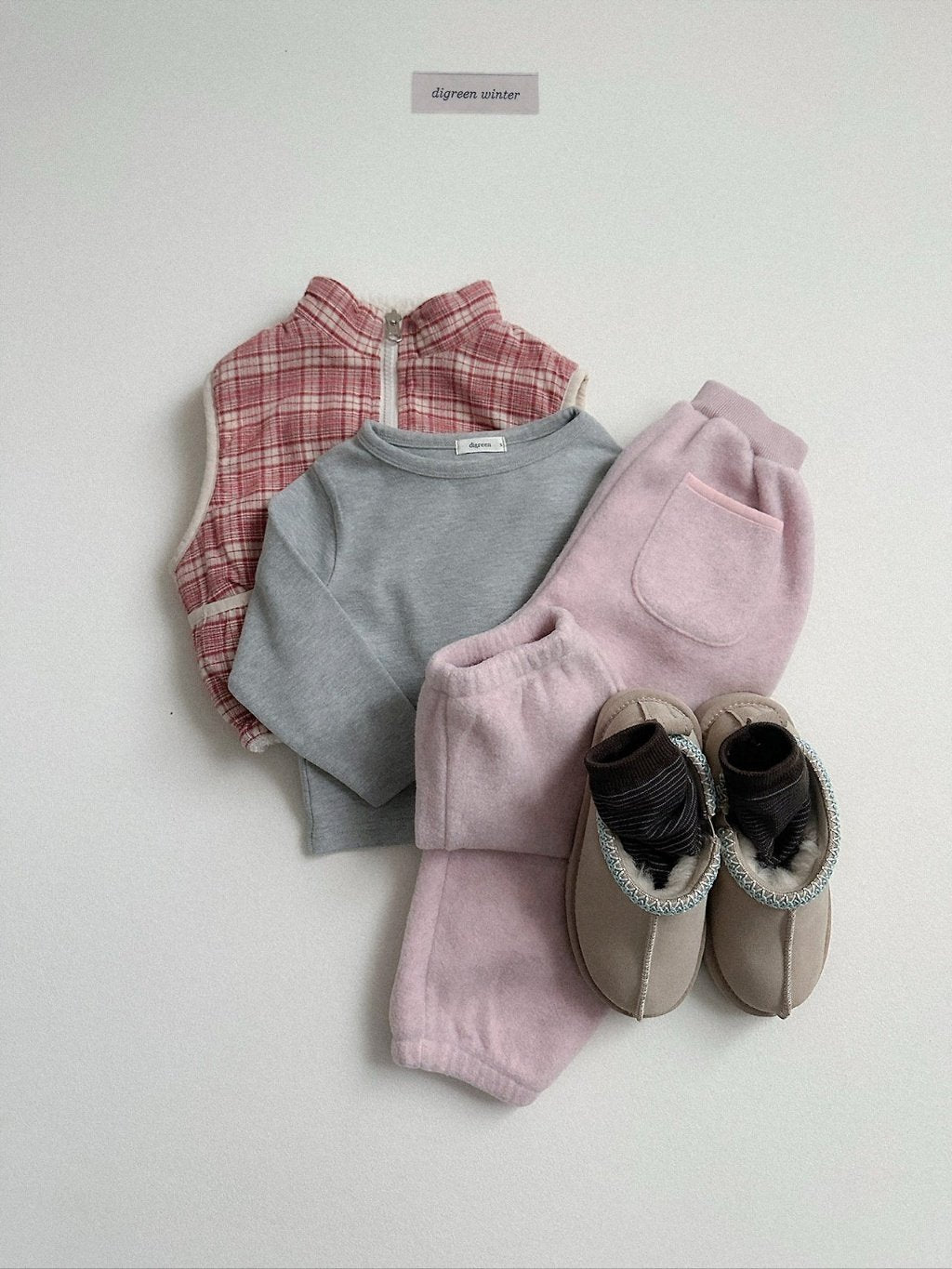 [digreen] Polis Jogger Pants