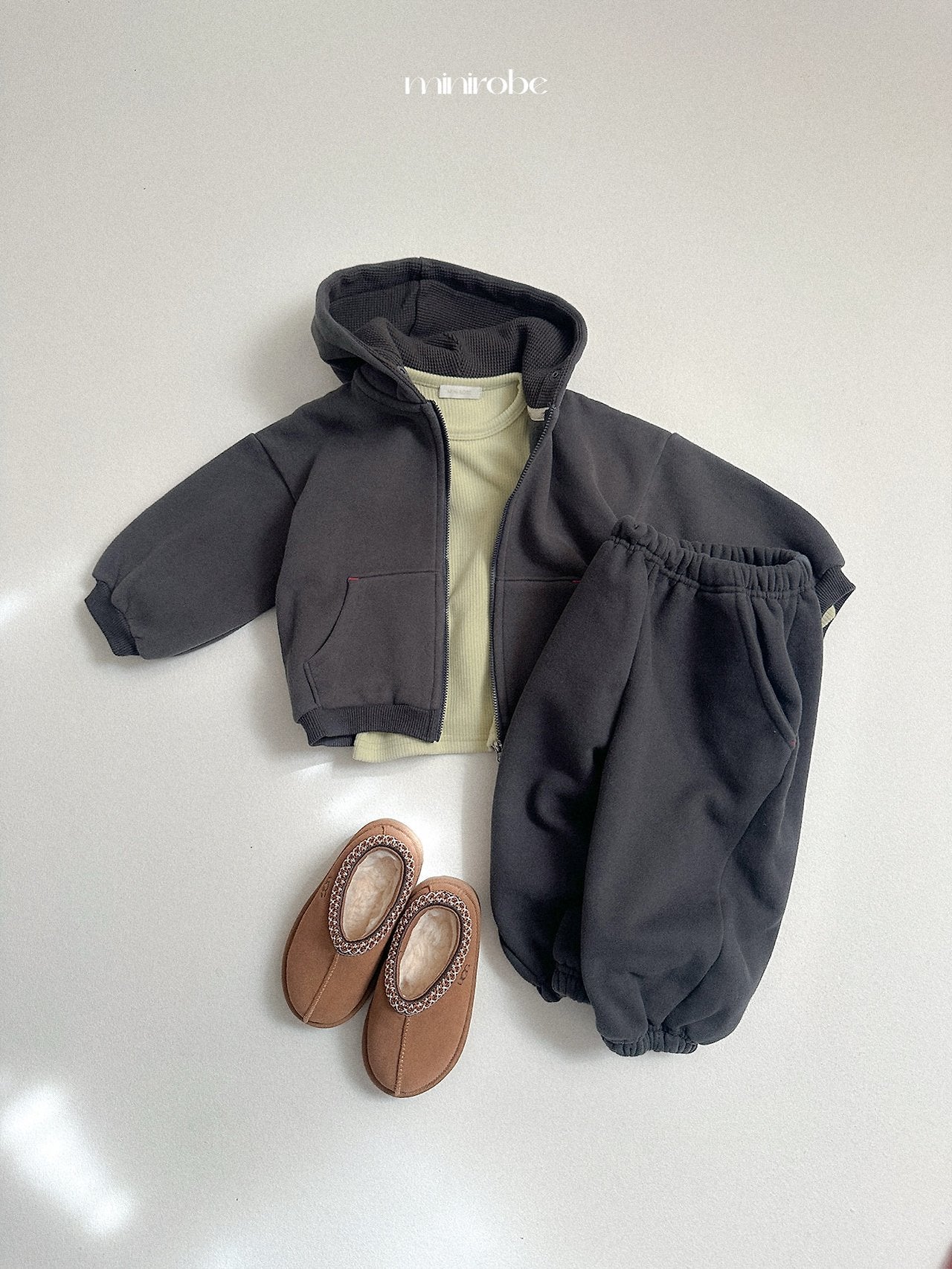 [minirobe] Barrel zip-up hoodie