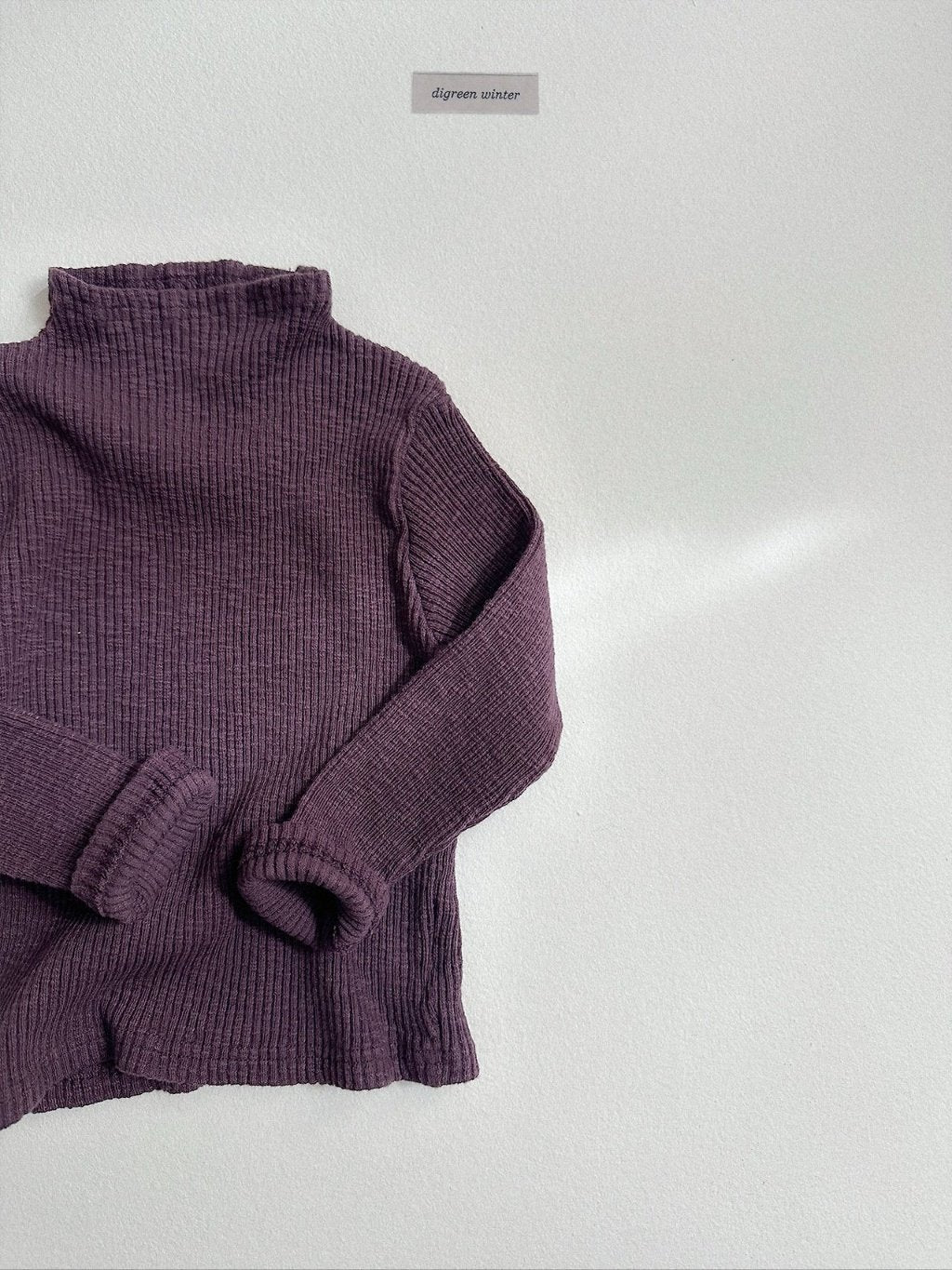 [digreen] Taupe Bottlebeck Tee