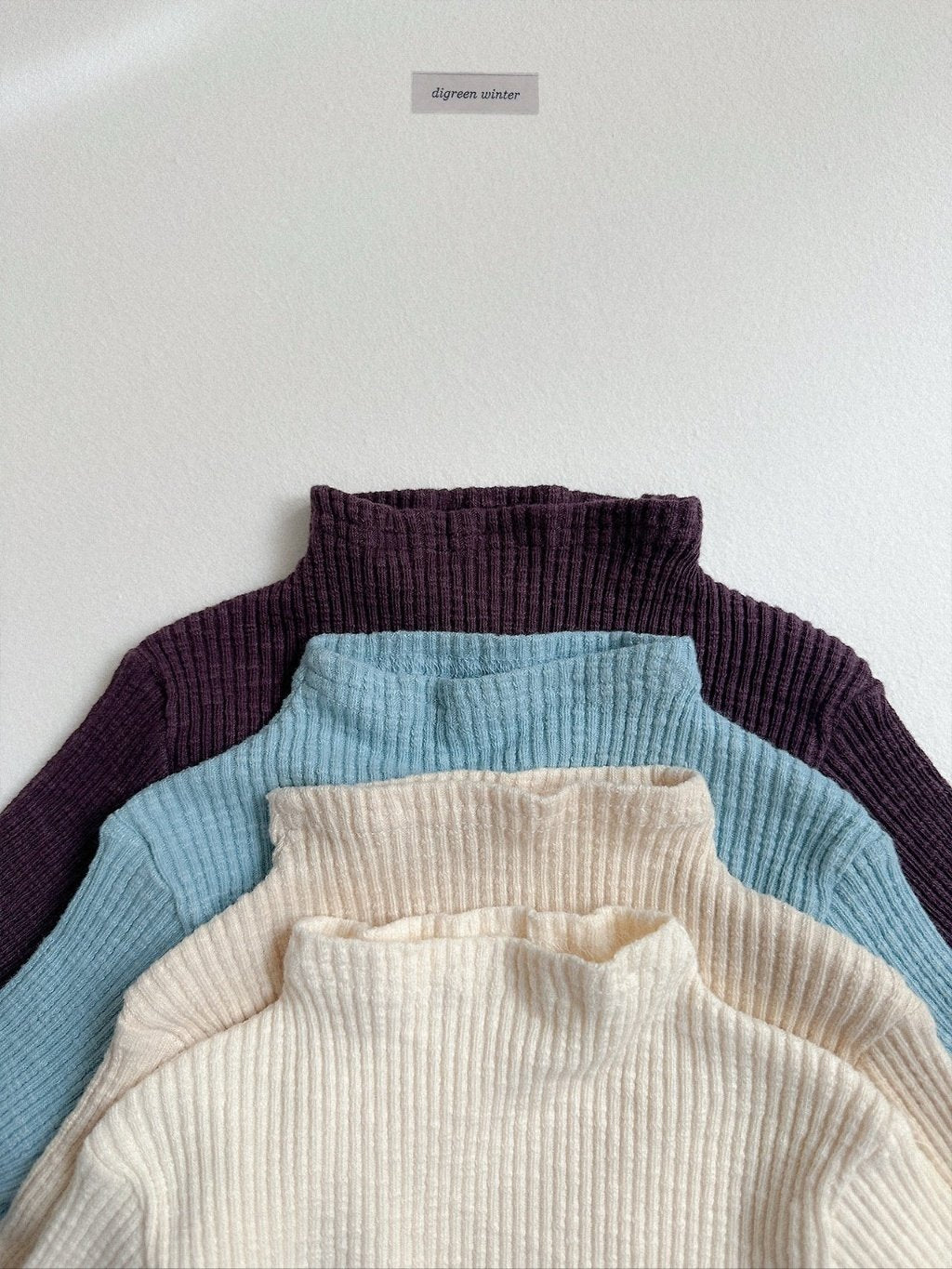 [digreen] Taupe Bottlebeck Tee