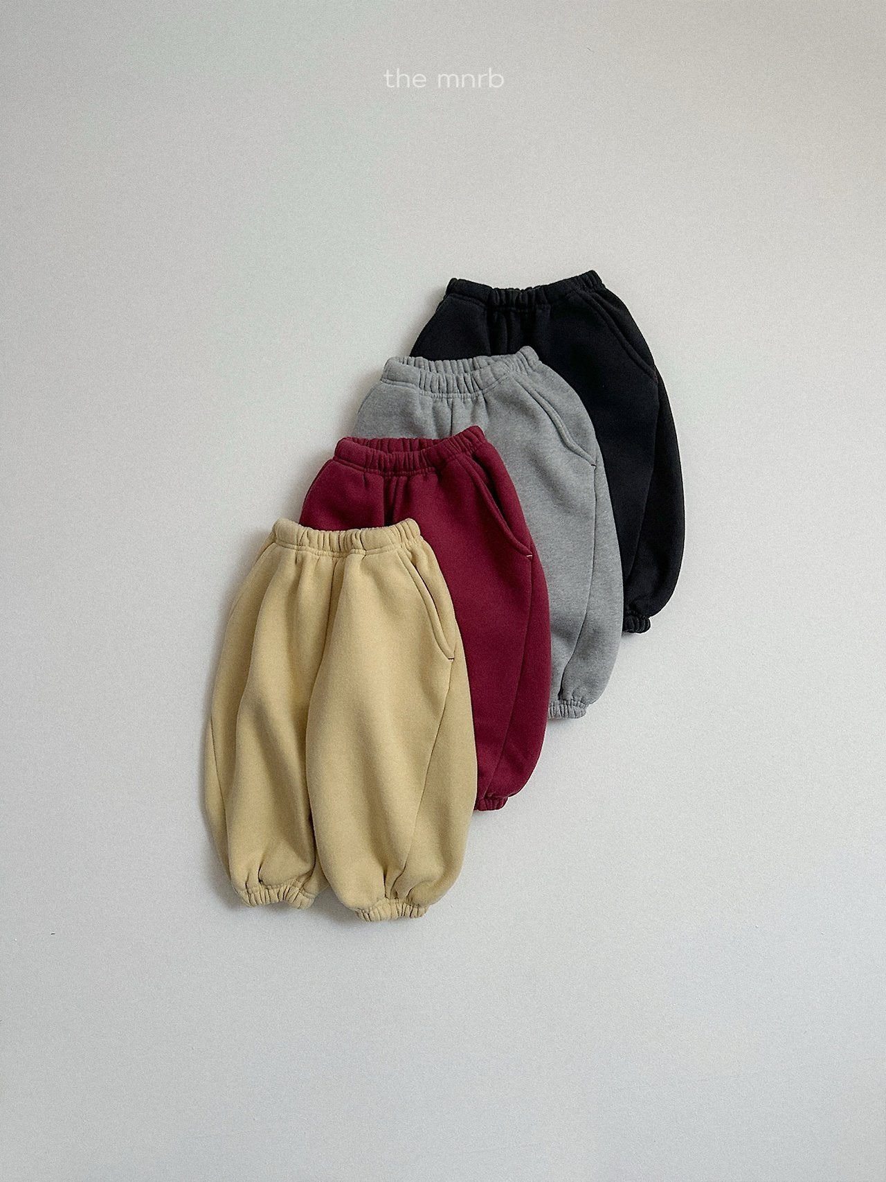 [minirobe] Barrel jogger pants