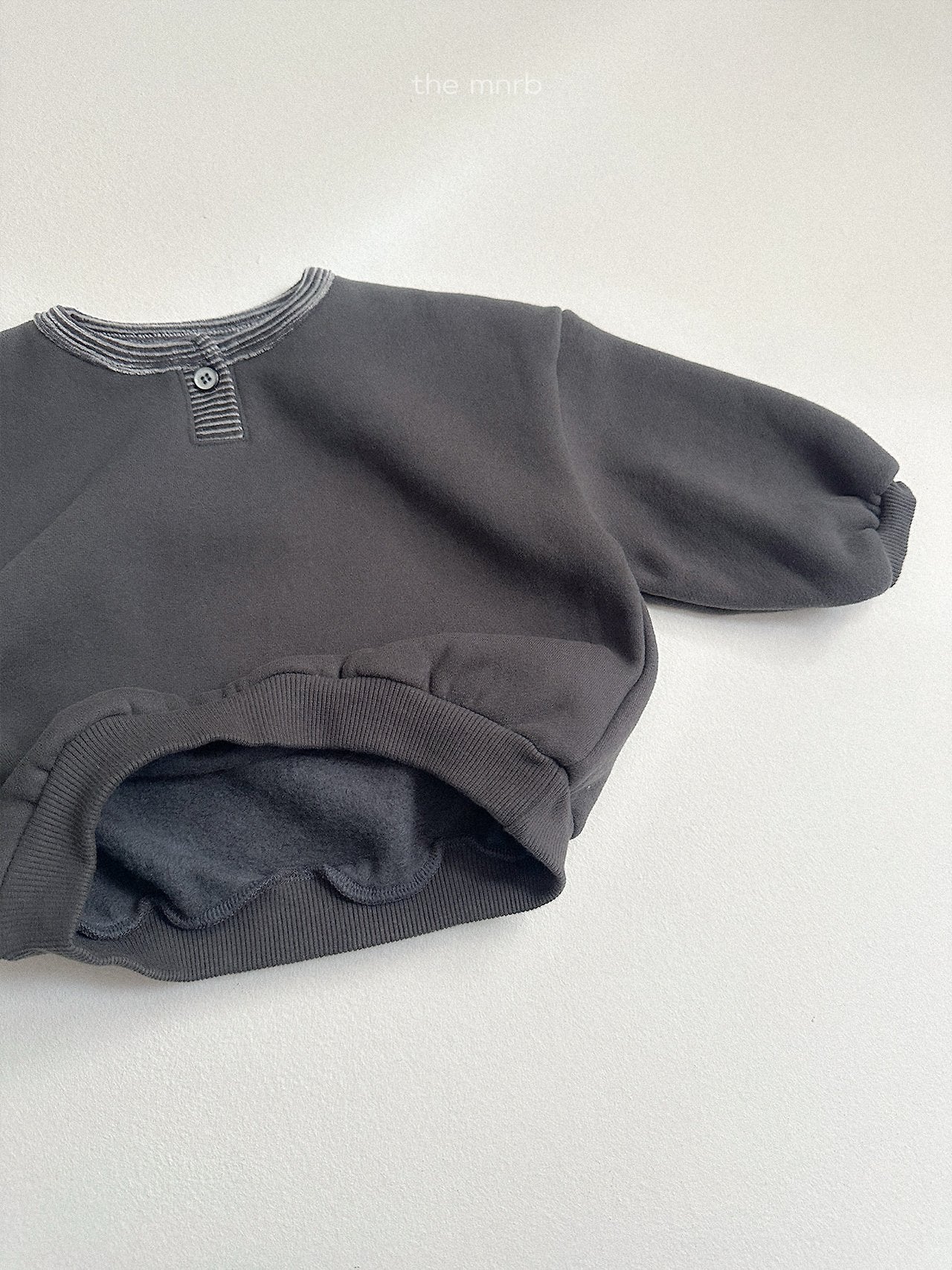 [minirobe] Popo placket sweatshirt