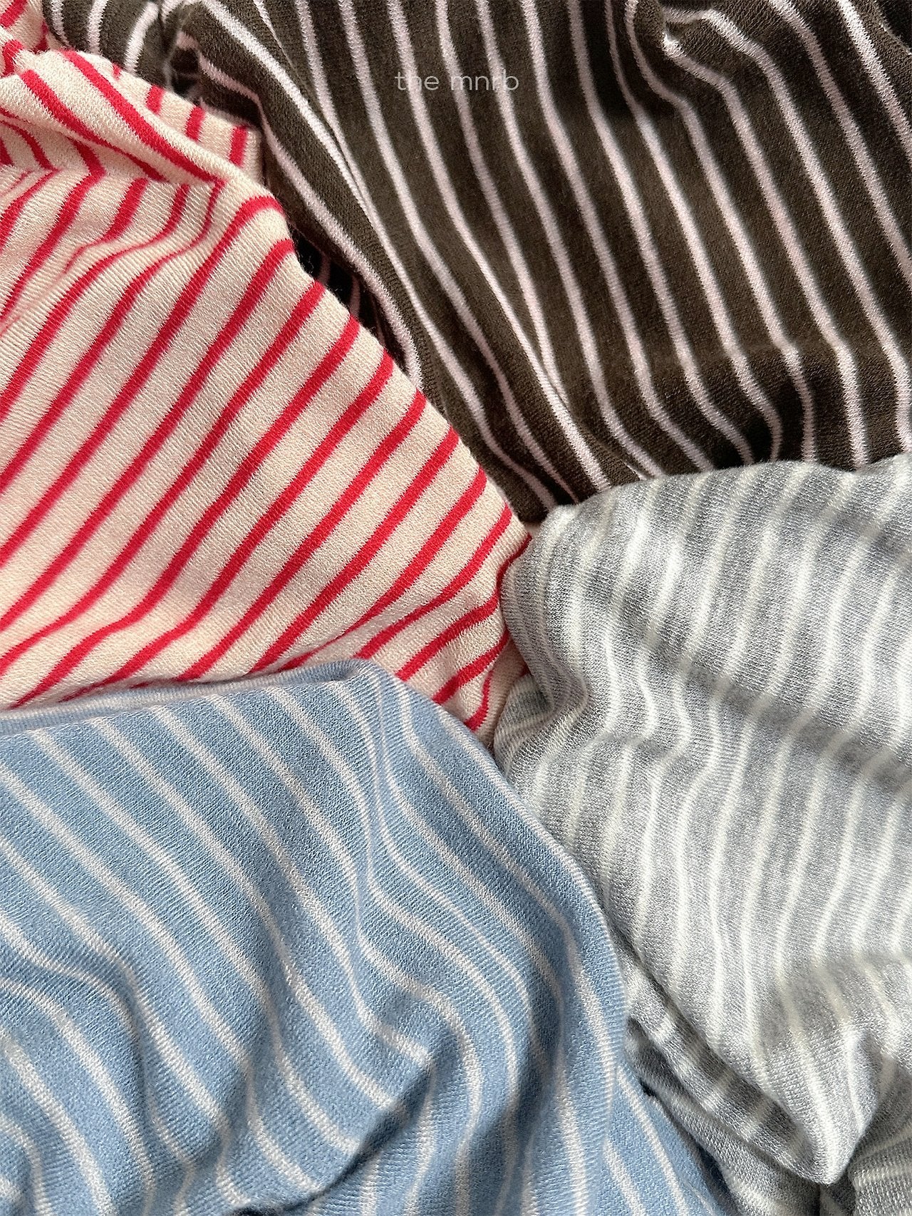 [minirobe] Merry mock neck tee