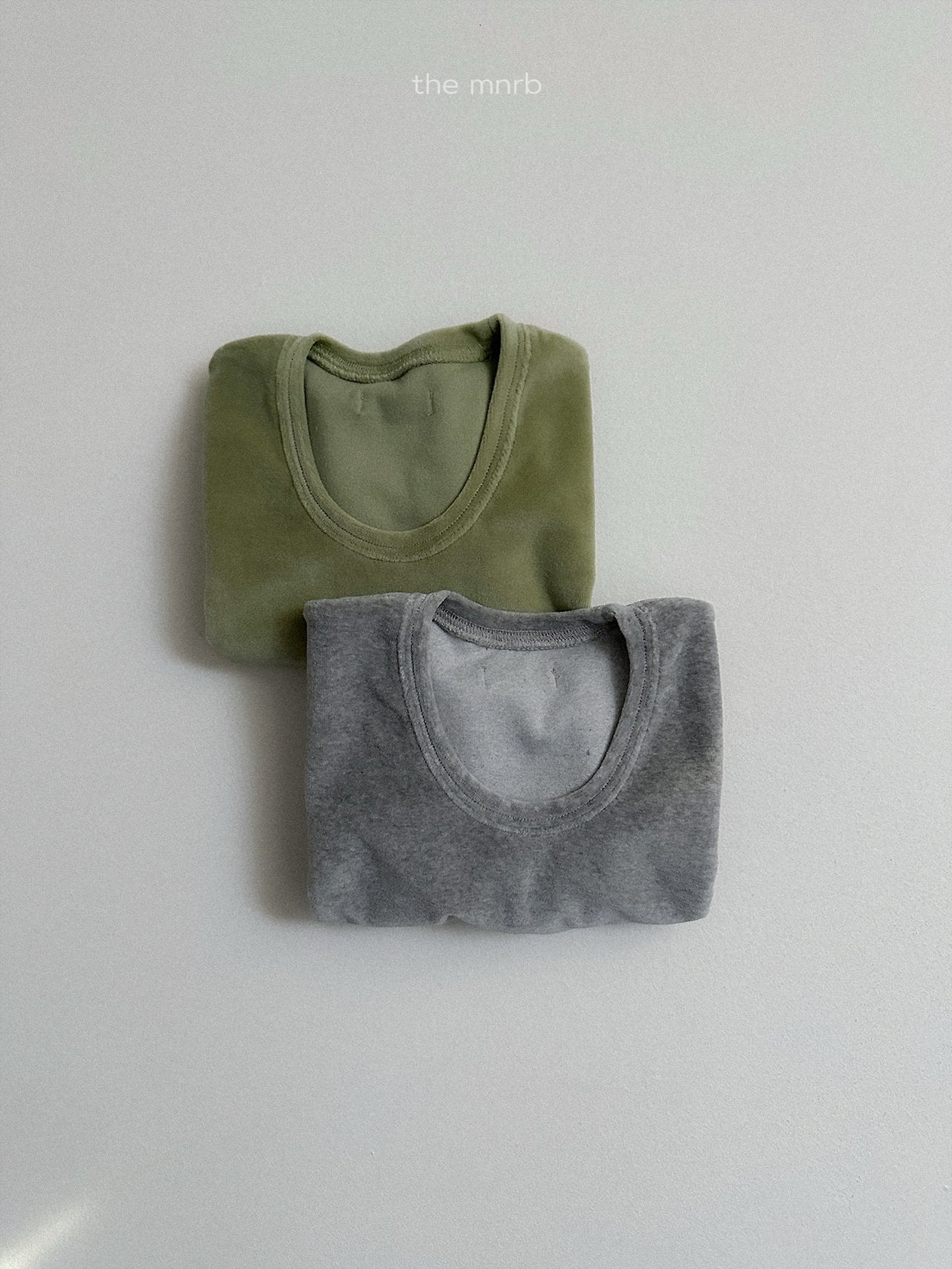 [minirobe] Velour uneck sweatshirt