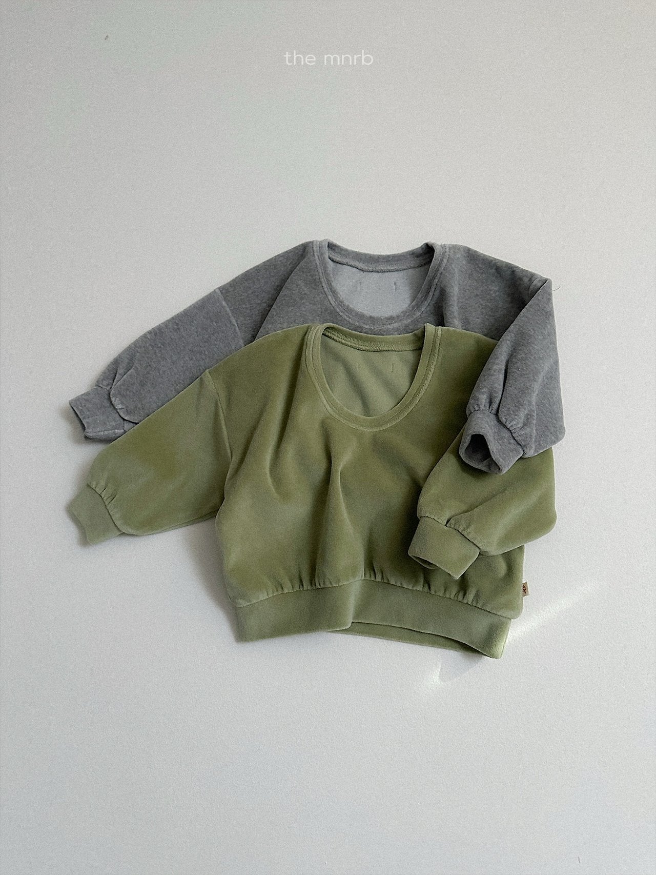 [minirobe] Velour uneck sweatshirt