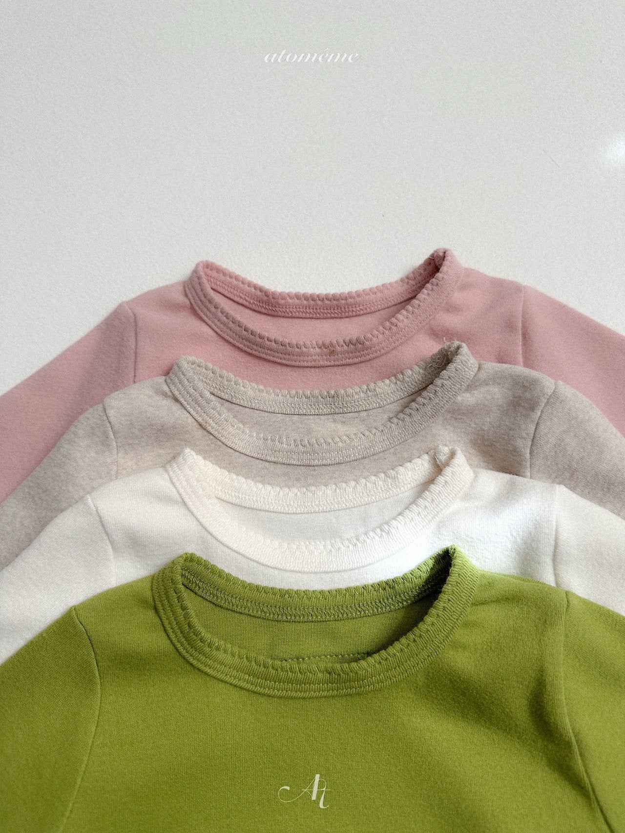 [atomeme] Anne Label Tee