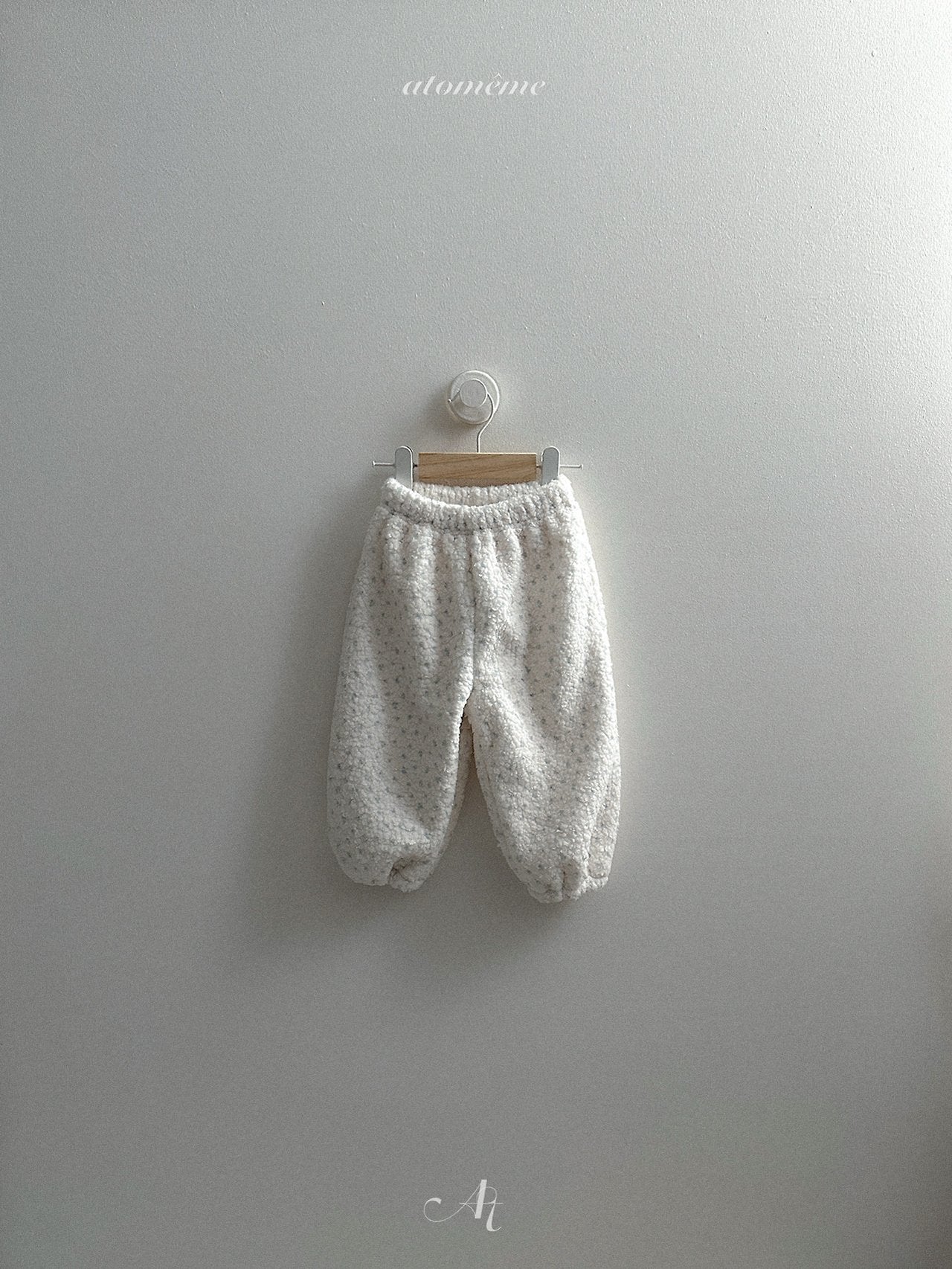 [atomeme] Teddy Flower Pants