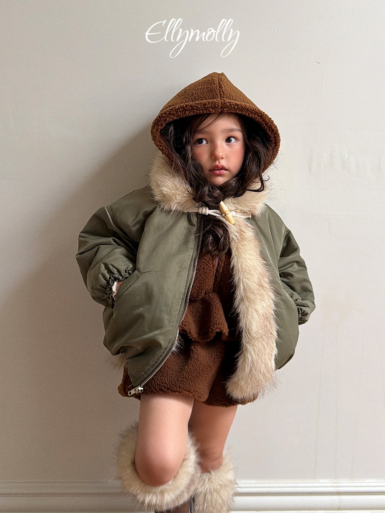 [ELLY MOLLY] Eskimo fur jumper