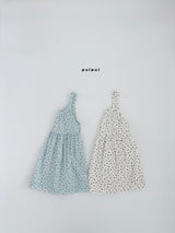 ［puipui］Flower camisole one-piece