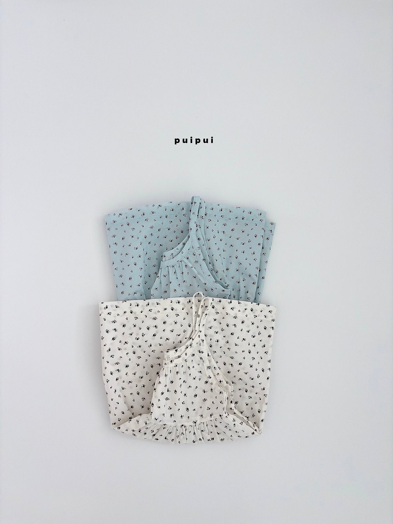 ［puipui］Flower camisole one-piece