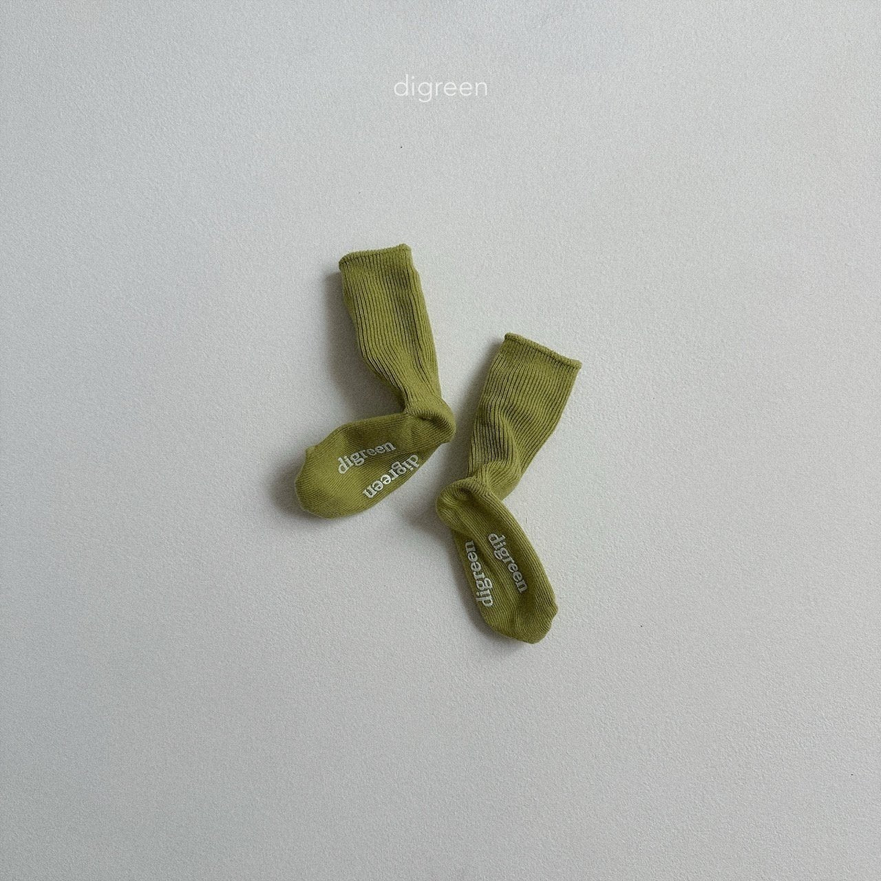 ［digreen］Olive socks set