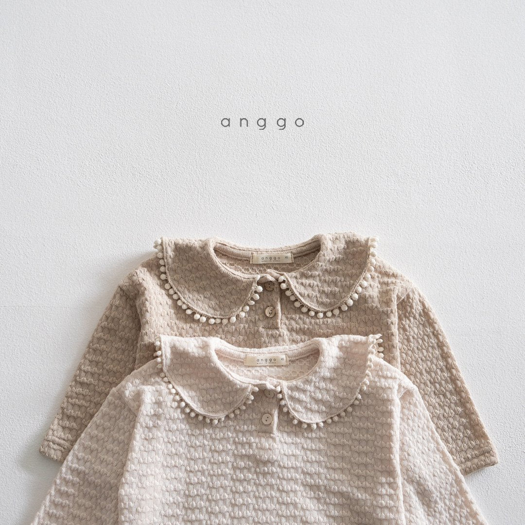 ［anggo］Yogurt collar t-shirt