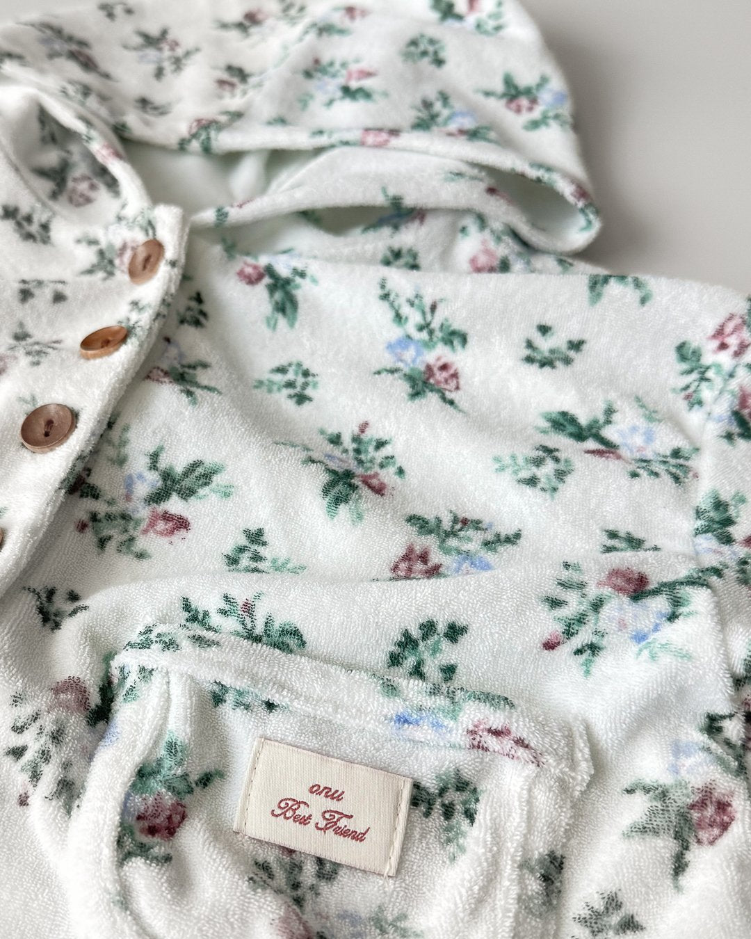 ［onu］Flower beach hoodie