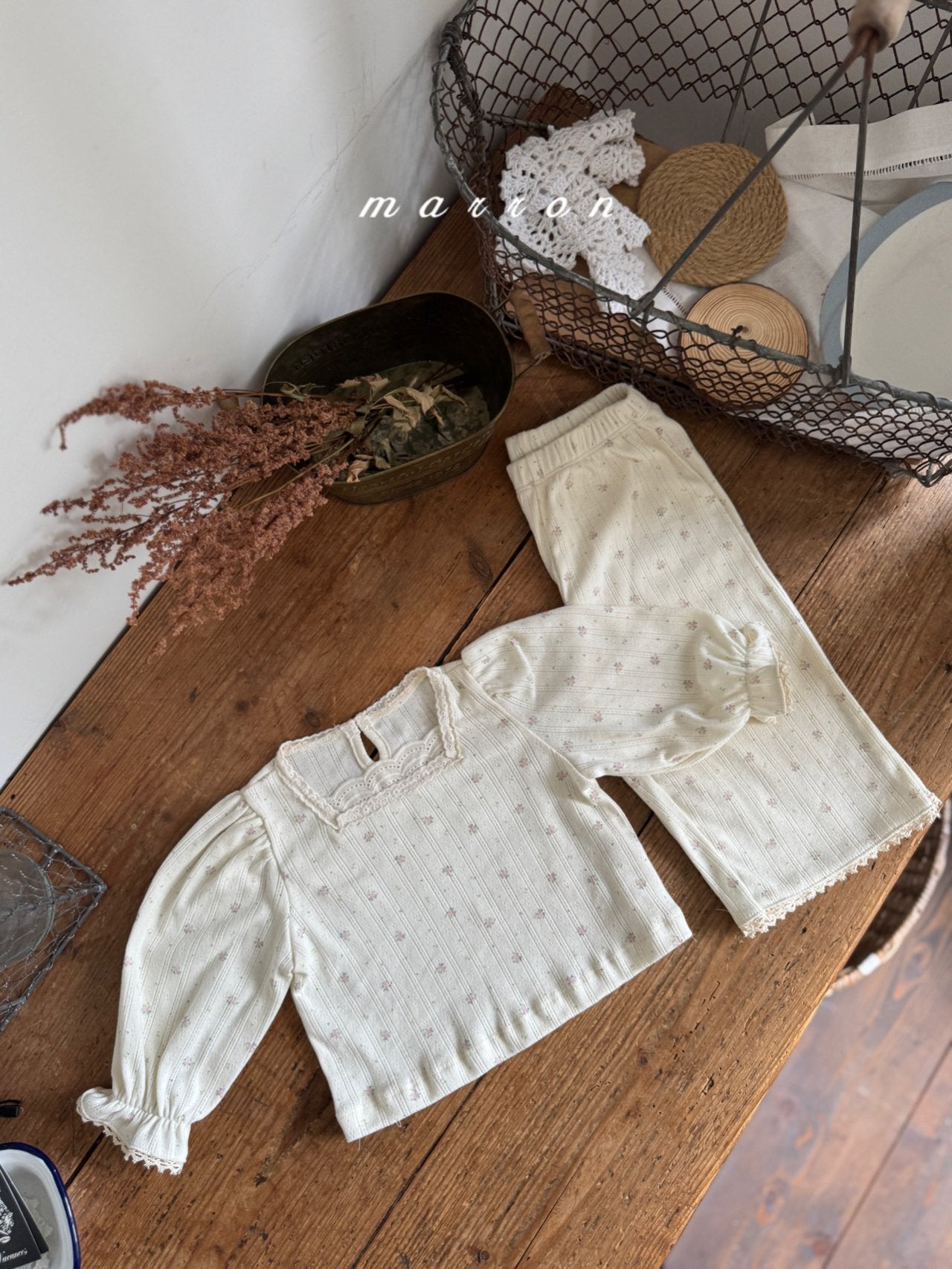 ［marron］Flower puff tops