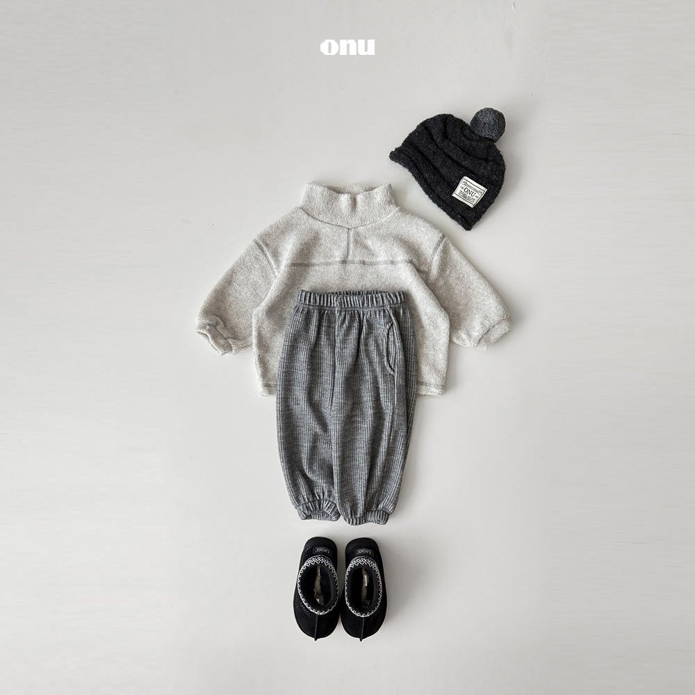 ［onu］Fleece turtleneck tops