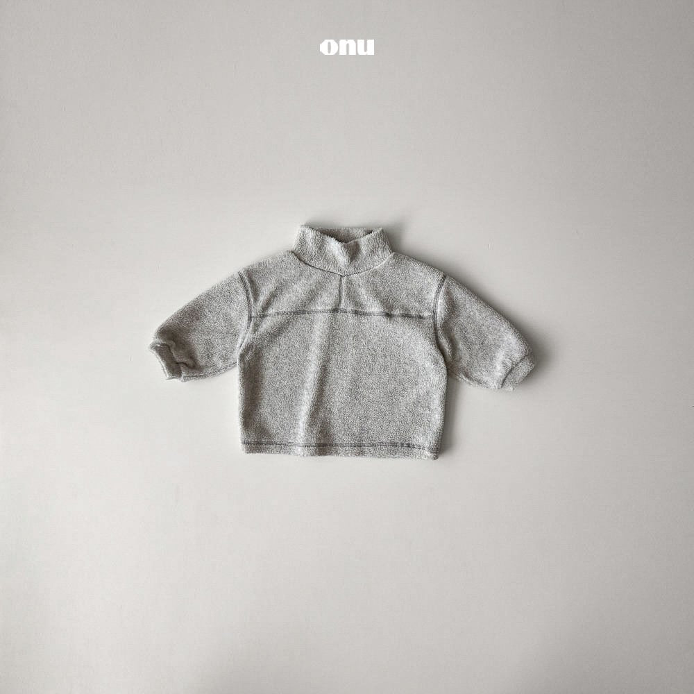 ［onu］Fleece turtleneck tops
