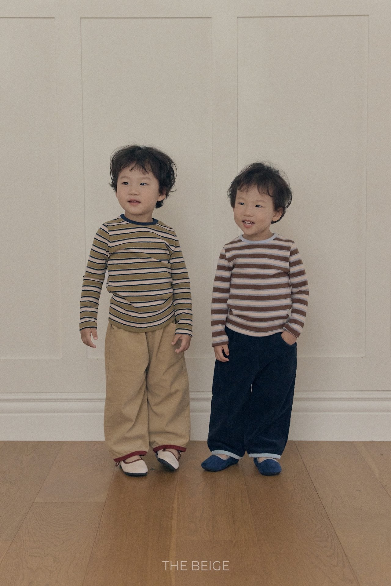 ［The beige］Multi Stripe Tee