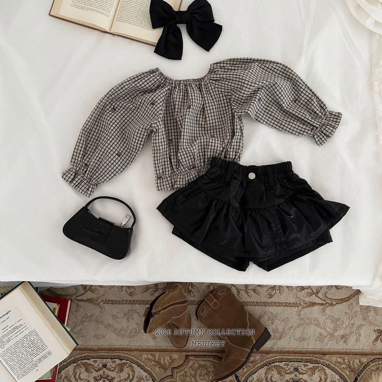 ［Melikey］Hazel blouse