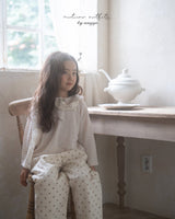 ［anggo］Yogurt collar t-shirt