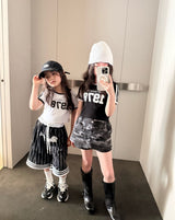 ［comma］Army skirt pants