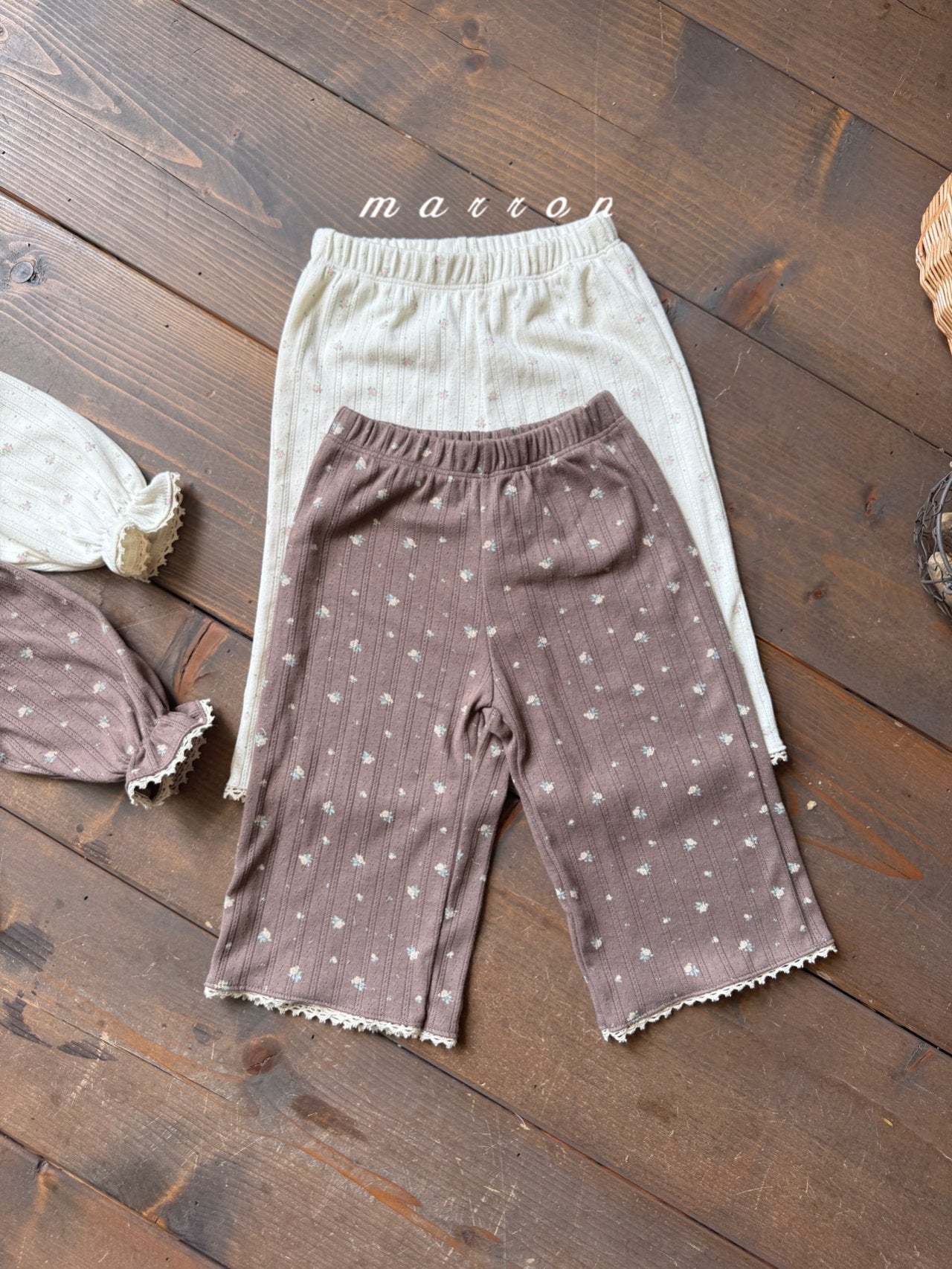 ［marron］Flower lace pants
