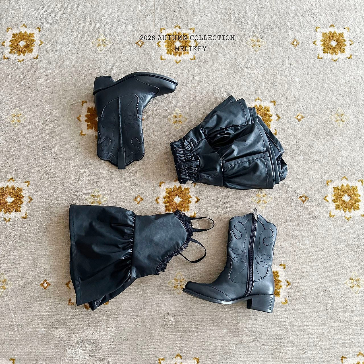 ［Melikey］Leather bustier